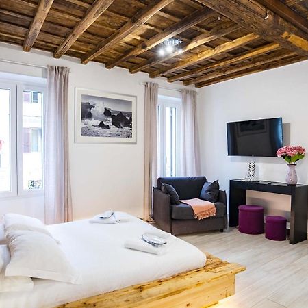 Bed and Breakfast Penna Relais Al Corso Roma Esterno foto